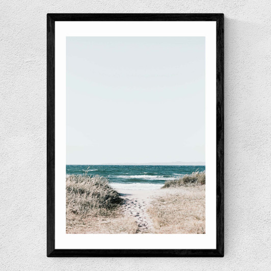Sea View Medium Black Frame