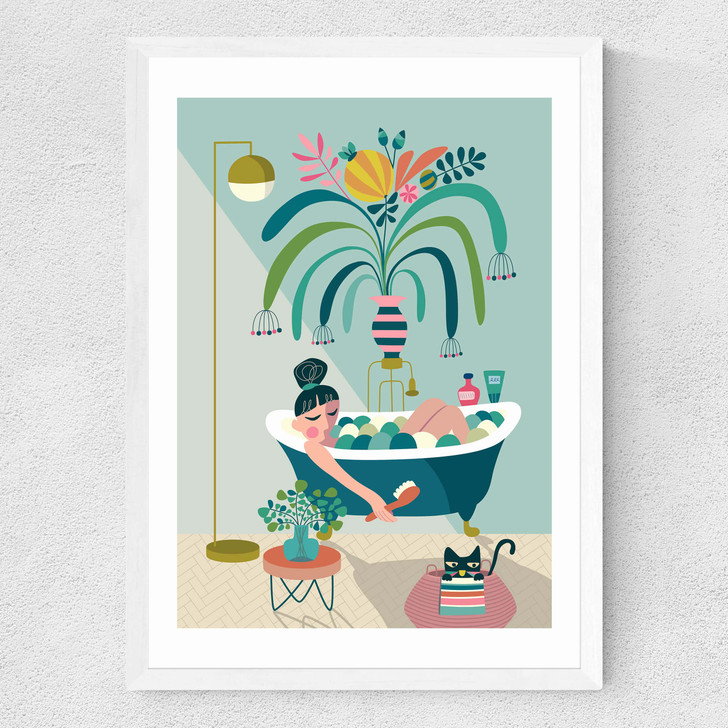 Relaxing Bath Medium White Frame