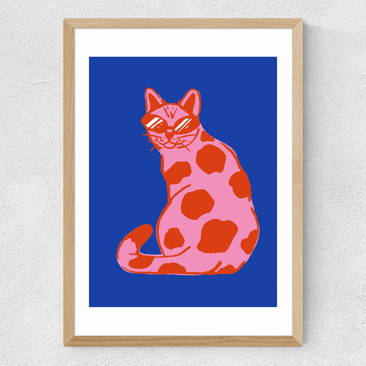 Groovy Cat Medium Oak Frame Groovy Cat Medium Oak Frame