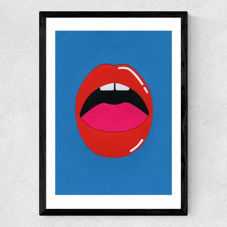 Red Lips Medium Black Frame
