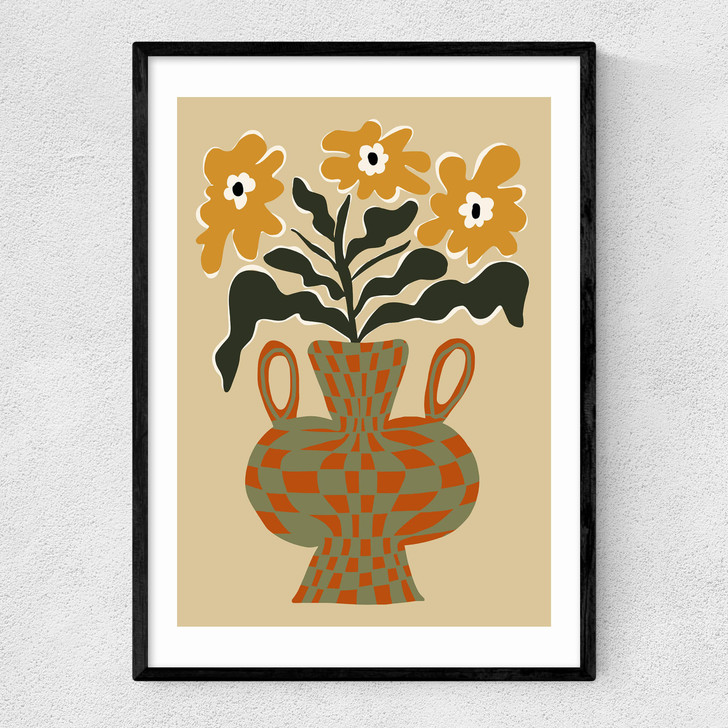 Vintage Flower Vase With Check Narrow Black Frame Vintage Flower Vase With Check Narrow Black Frame