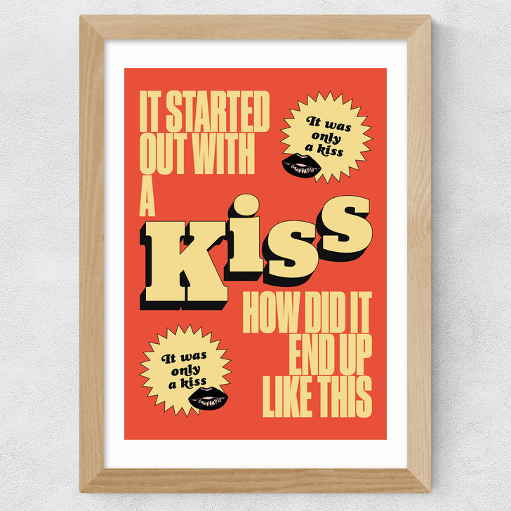 Kiss by HollieGraphik Wide Oak Frame