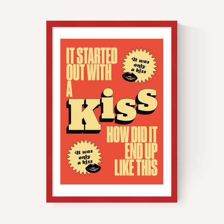 Kiss by HollieGraphik