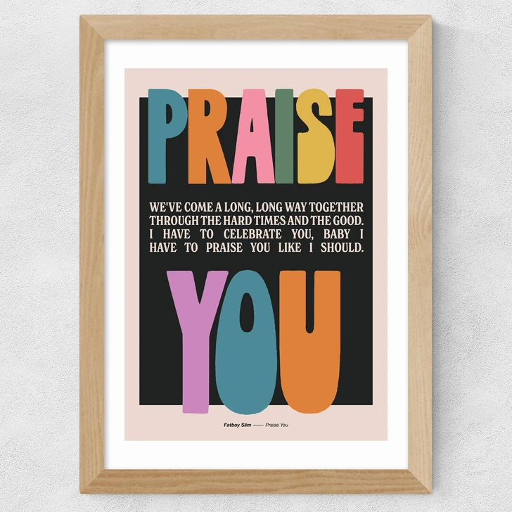 Praise Wide Oak Frame
