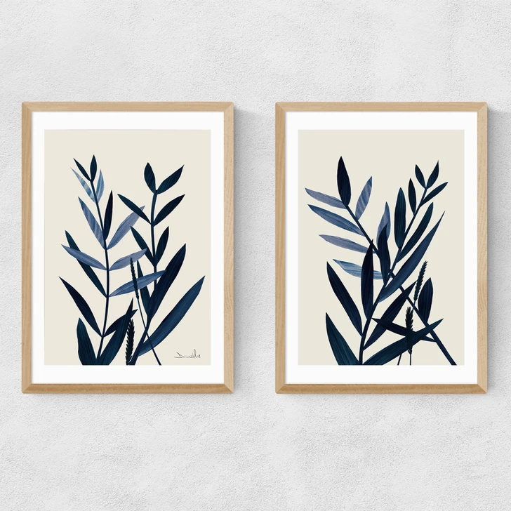 Blue Plant Twin Set Narrow Oak Frame