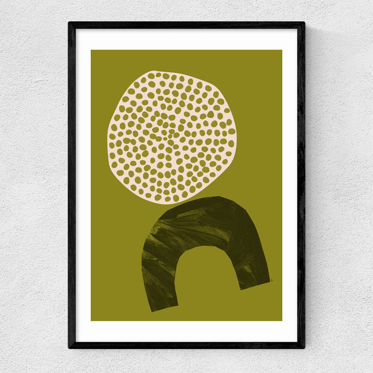 Raia Narrow Black Frame