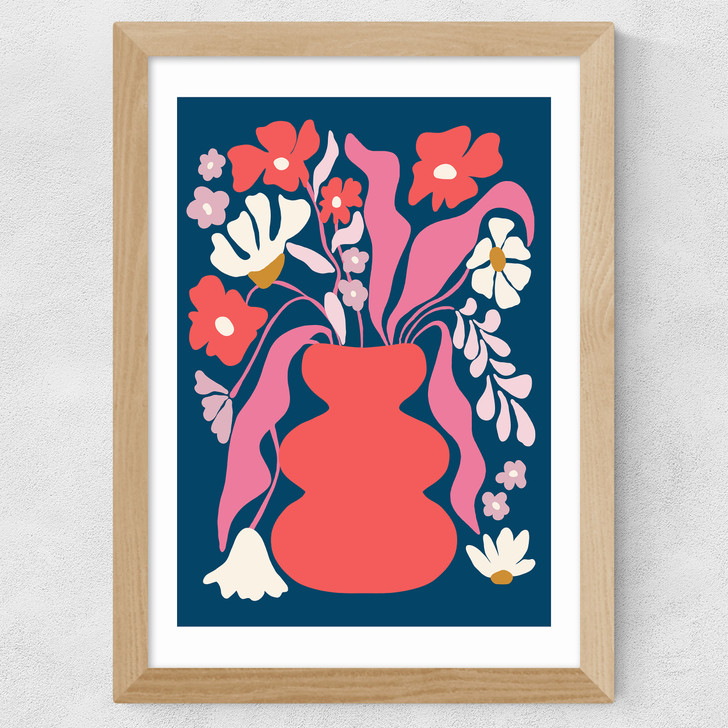 Blushing Flower Pot Wide Oak Frame