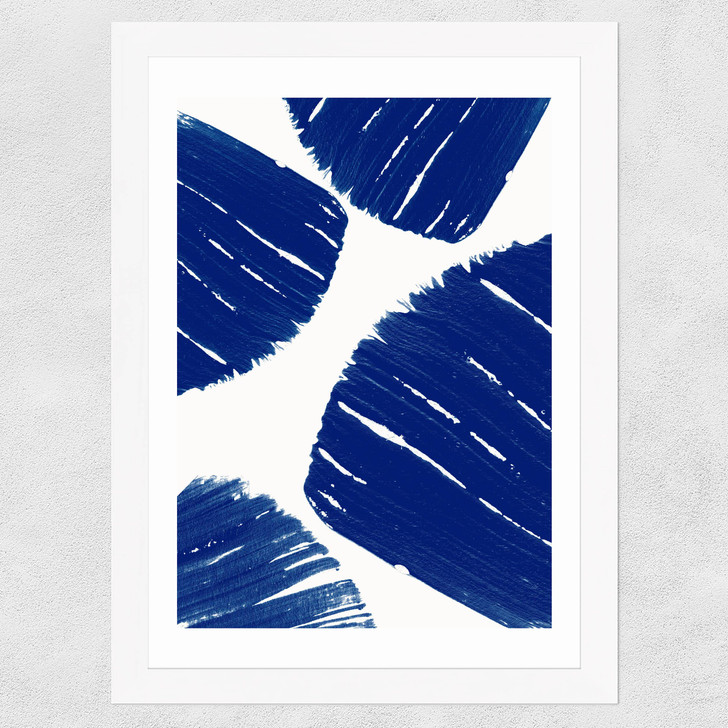 Brush V Wide White Frame