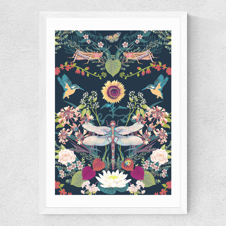 Garden Treasures Medium White Frame