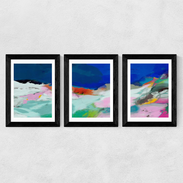 Blaue Landschaft Triptych Wide Black Frame