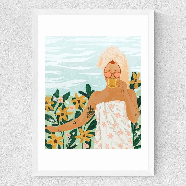 Earl Grey Medium White Frame Earl Grey Medium White Frame