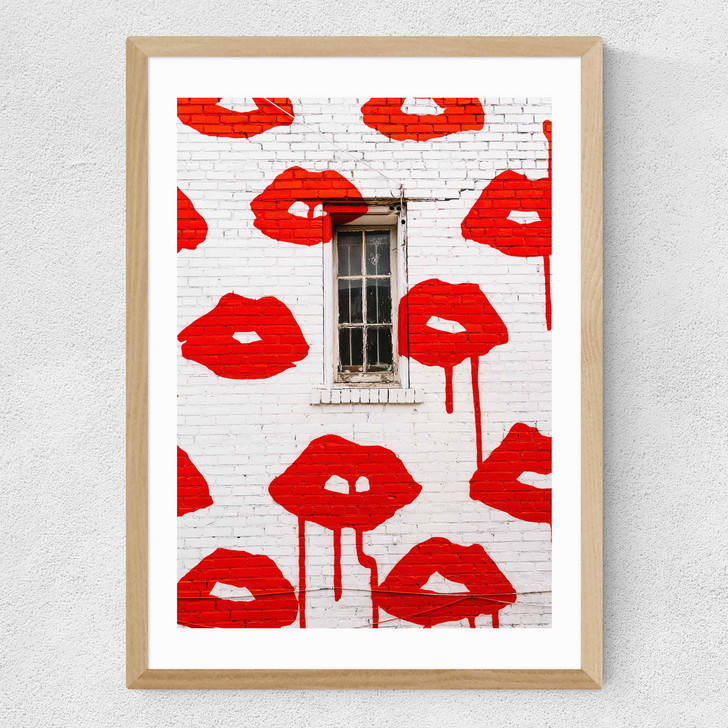 Pucker Up Medium Oak Frame Pucker Up Medium Oak Frame