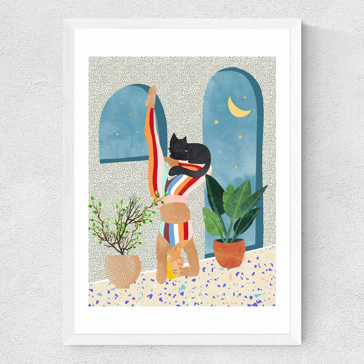 Headstand Medium White Frame