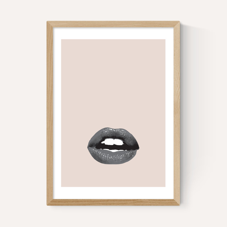 Lips Nude