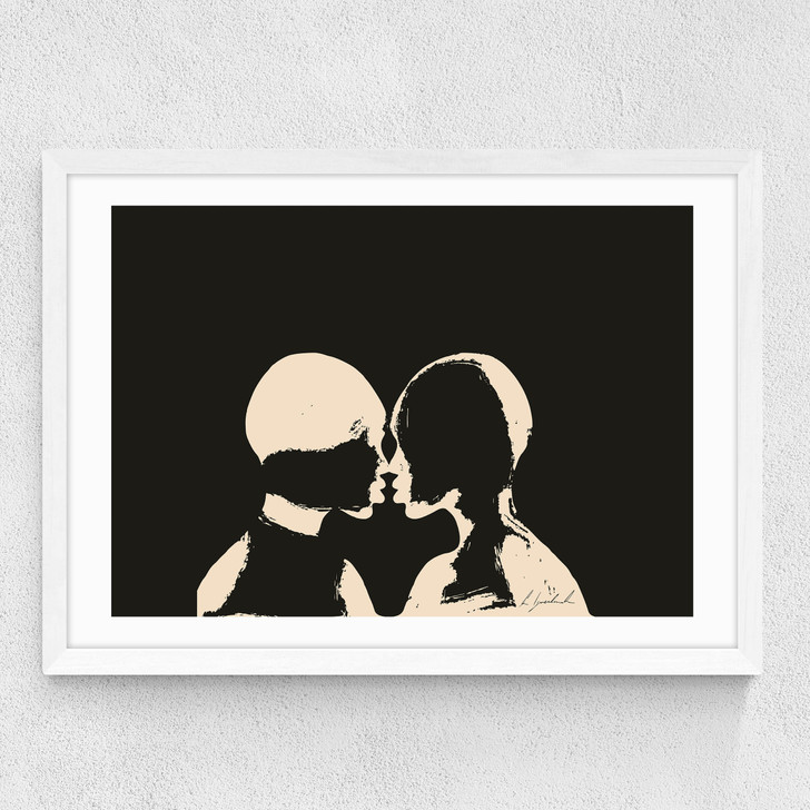 Silhouette Lovers (Dark) Medium White Frame Silhouette Lovers (Dark) Medium White Frame