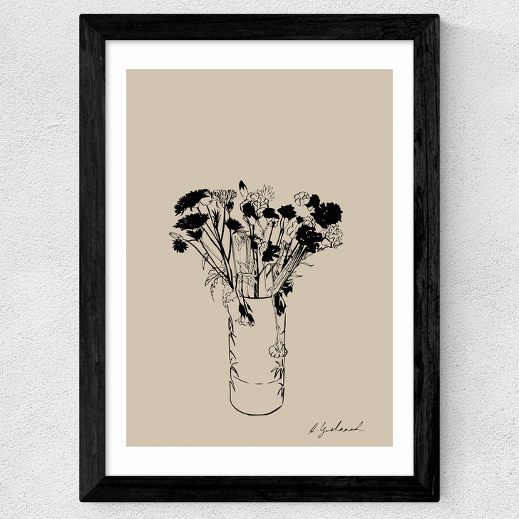Bouquet Wide Black Frame