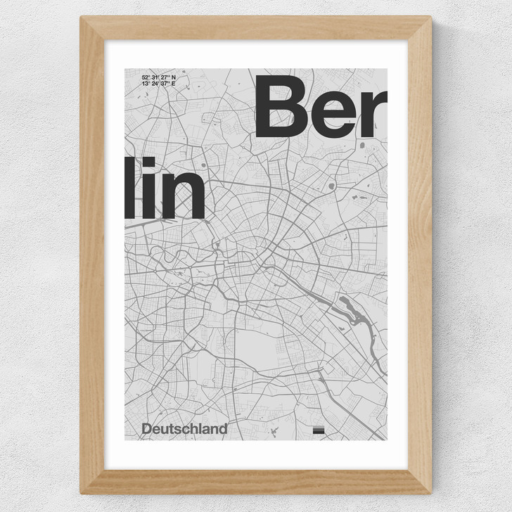 Berlin Club 4 Wide Oak Frame