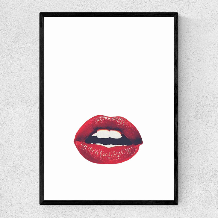 Lips Narrow Black Frame