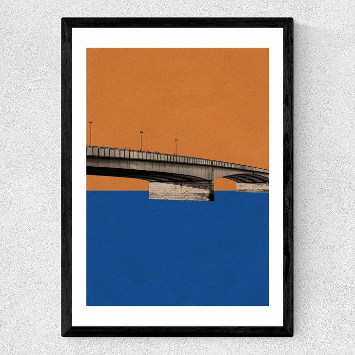 London Bridge Medium Black Frame