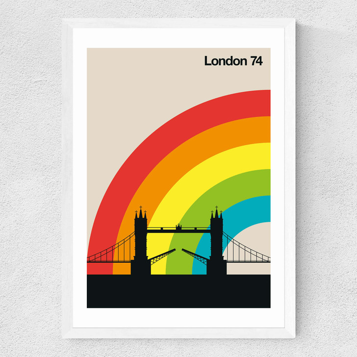 London 74 Medium White Frame