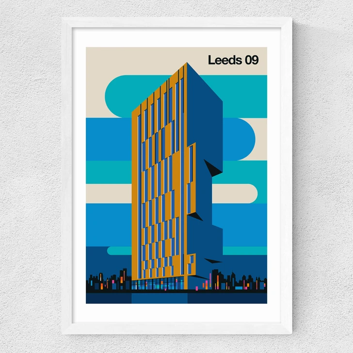 Leeds 09 Medium White Frame