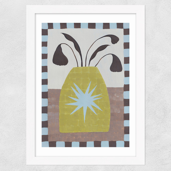 Star Vase Wide White Frame