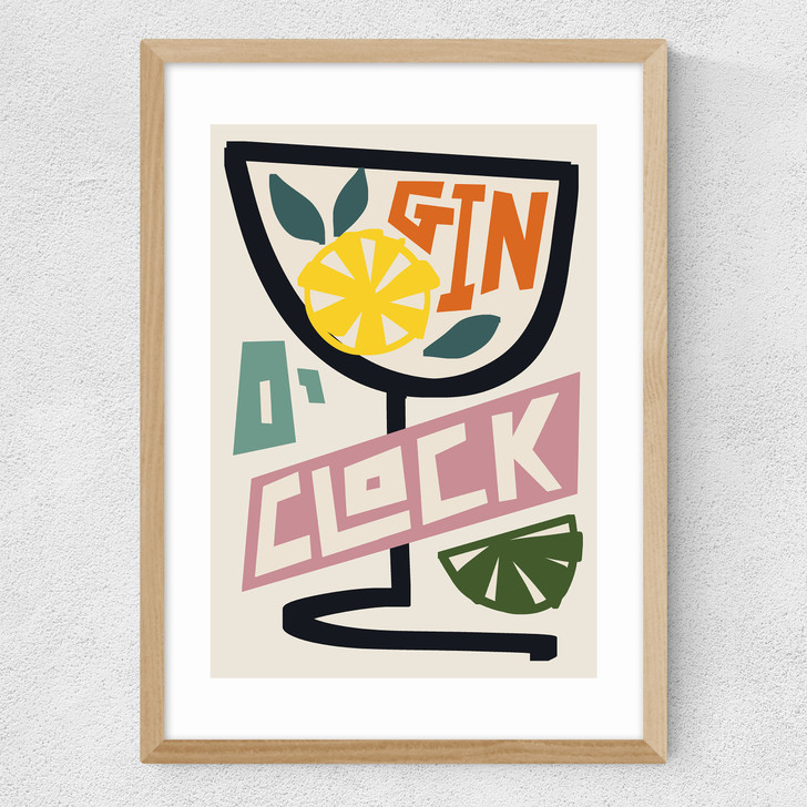 Gin O' Clock Medium Oak Frame