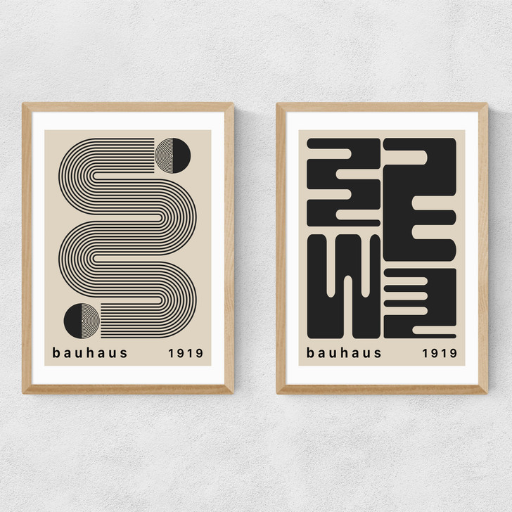 Black Bauhaus Set Narrow Oak Frame