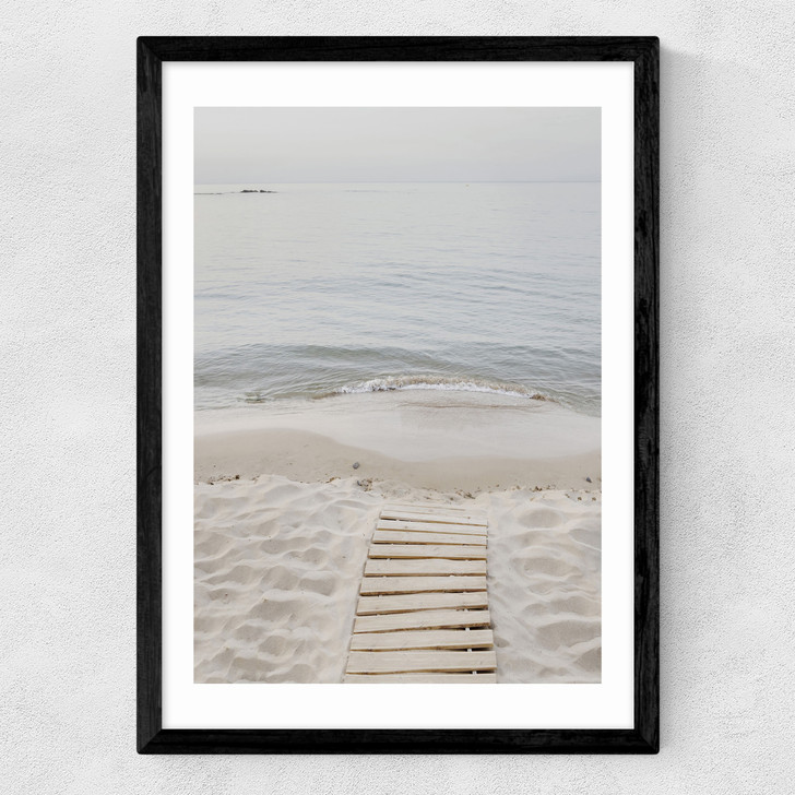 Call of the Coast Medium Black Frame