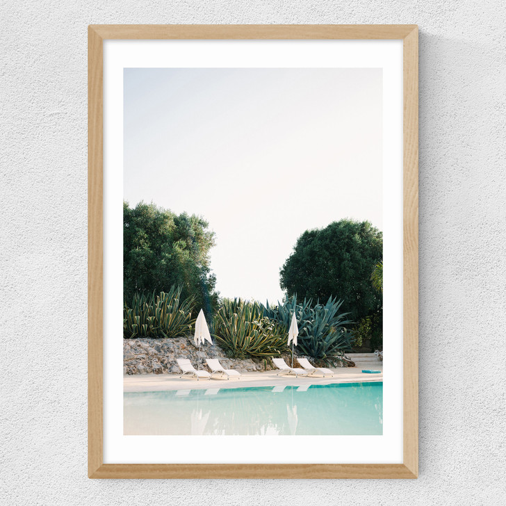Poolside Medium Oak Frame