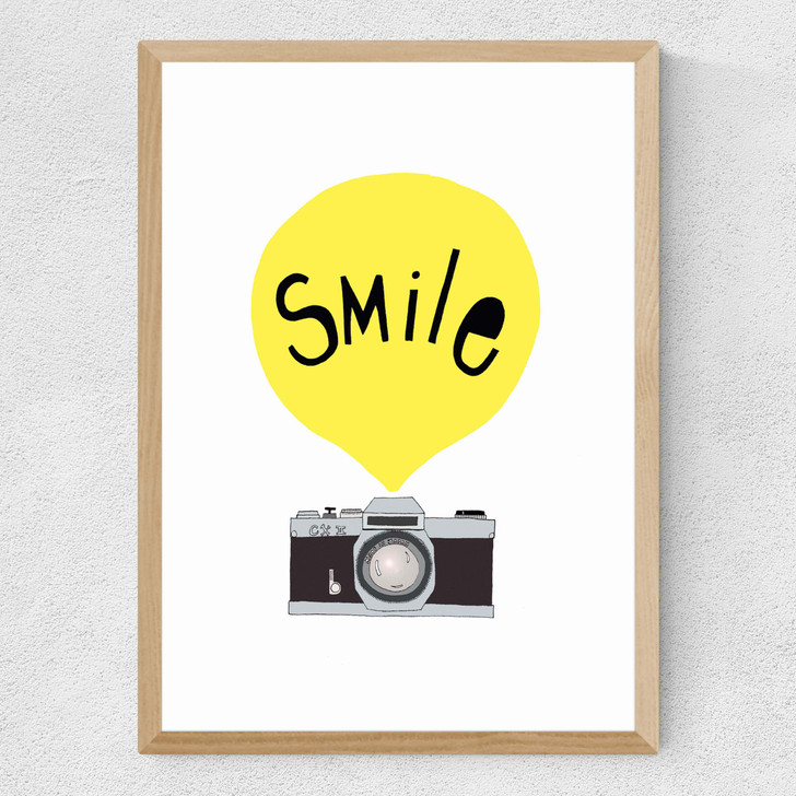 Smile! Medium Oak Frame