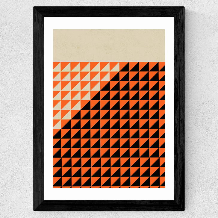 Tri Graphic Wide Black Frame