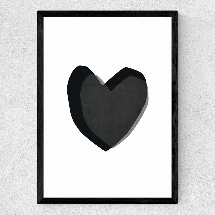 Black Heart Medium Black Frame