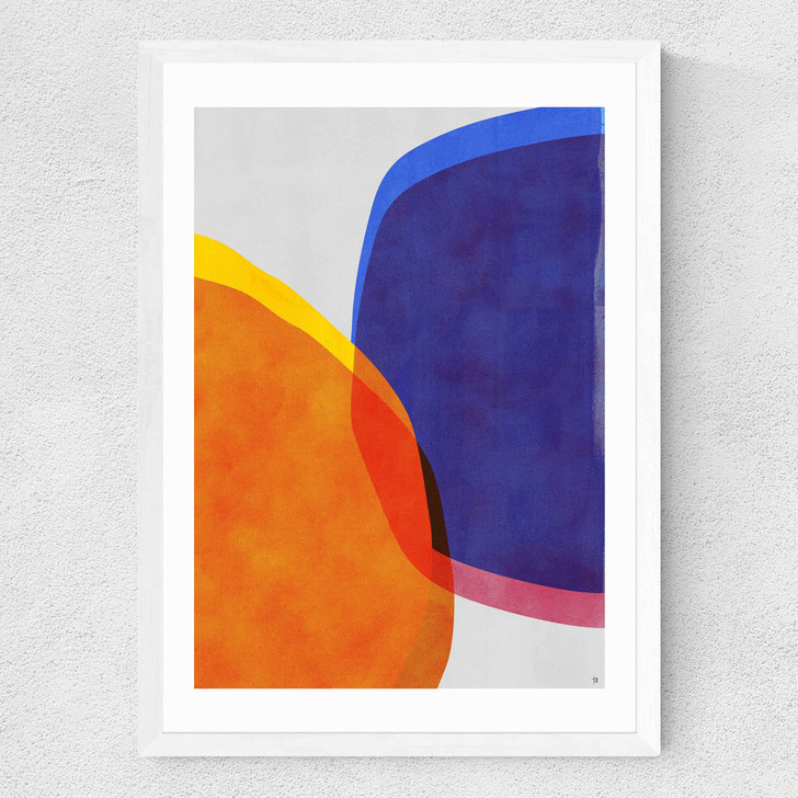 Linger Medium White Frame