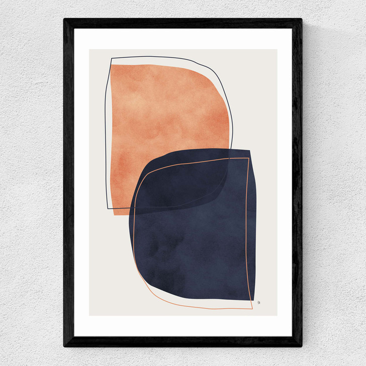 Nova Medium Black Frame