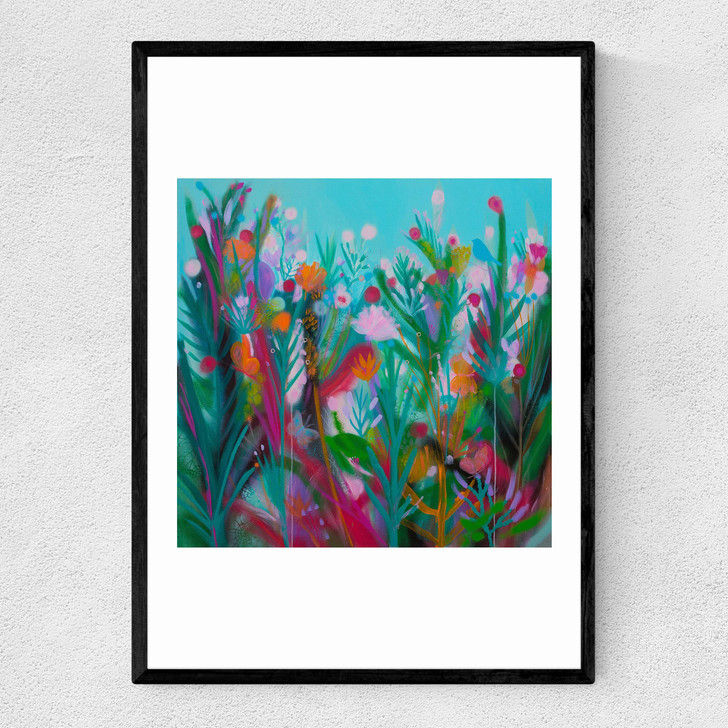 Vitellina Kisses Narrow Black Frame