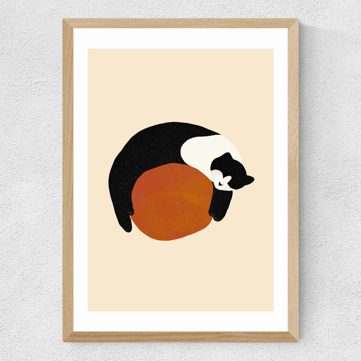 Sleeping Cat Medium Oak Frame