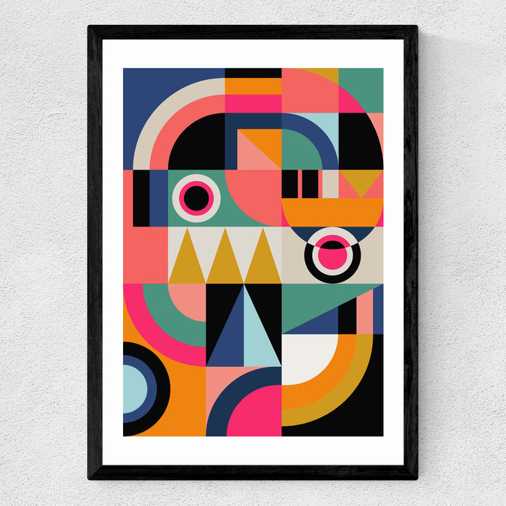 Graphic XIII Medium Black Frame