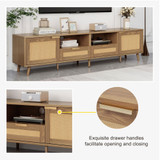 Exquisite drawer handles facilitate opening and closing