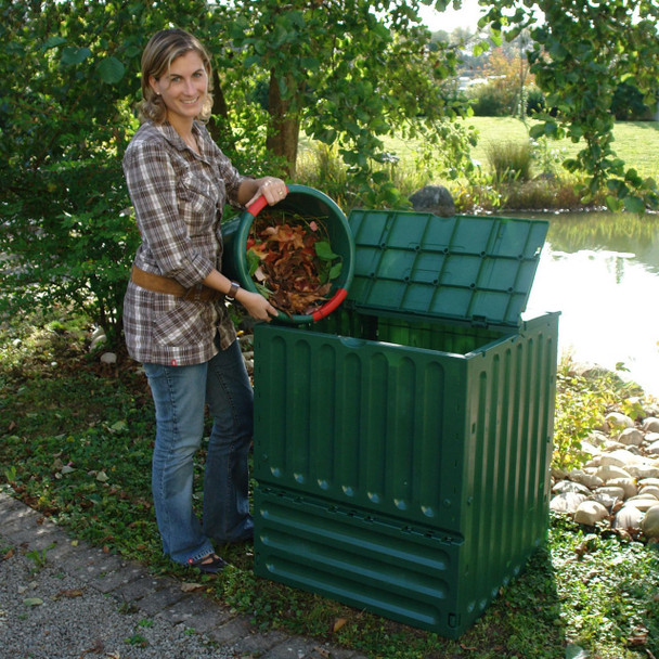 FastFurnishings Outdoor Composting 110-Gallon Composter Recycle Plastic Compost Bin - Green 