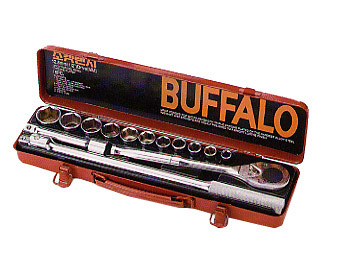 SOCKET WRENCH SET 12.7MM/SQ 10-26MM 13SOCKET & 4TOOL