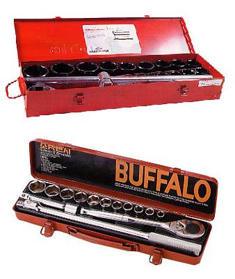 SOCKET WRENCH SET 19MM/SQ DR. 1-1/16-2" 13SOCKET & 4TOOL#200