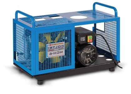 IMPA 330453 Breathing air compressor 440 volt max. 300 bar - 80 ltr/min - Holugt HL110 E