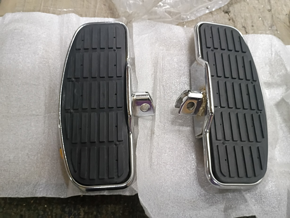 Hyosung GV650 Floor Boards - Foot Rests