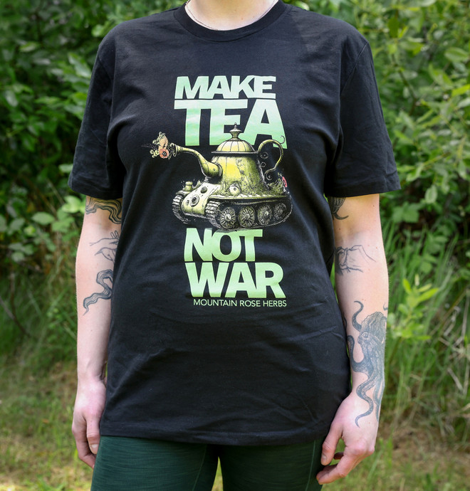 T-Shirt - Make Tea Not War