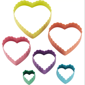 Wilton Double Cut Outs Hearts 6 Piece Set Wilton Double Cut Outs Hearts 6 Piece Set