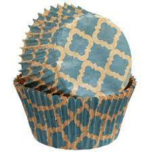 Turquoise Baking Cups Quarterfoil Patttern - Wilton Turquoise Baking Cups Quarterfoil Patttern - Wilton