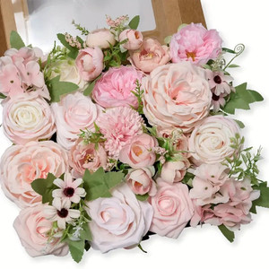 Pretty Pink Floral Cake Decorating Set Pretty Pink Floral Cake Decorating Set