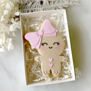 Gingerbread Girl Cutter & Embosser Set Gingerbread Girl Cutter & Embosser Set