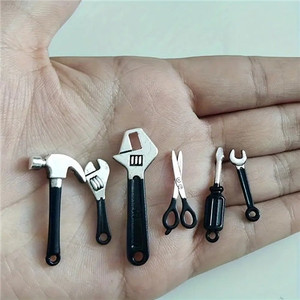 6 Piece Miniature Tool Set Cake Decorations 6 Piece Miniature Tool Set Cake Decorations
